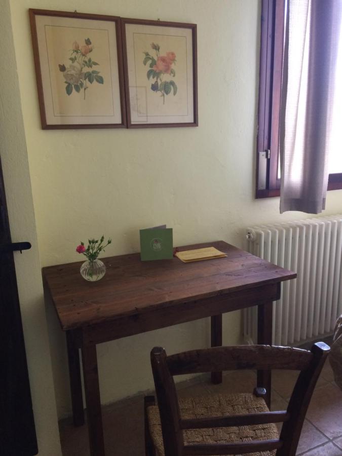 Agriturismo Il Pettirosso Guest House Forlì Eksteriør bilde