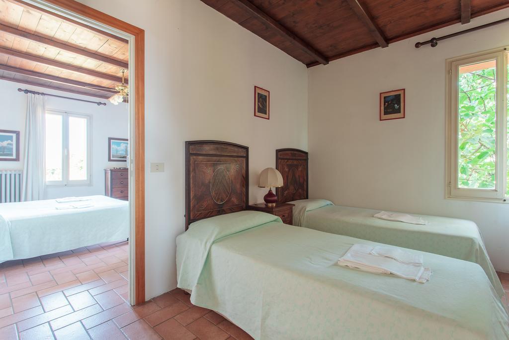 Agriturismo Il Pettirosso Guest House Forlì Eksteriør bilde