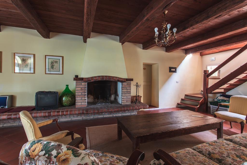 Agriturismo Il Pettirosso Guest House Forlì Eksteriør bilde