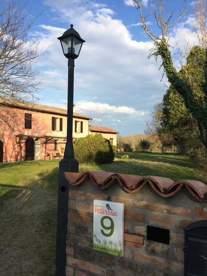 Agriturismo Il Pettirosso Guest House Forlì Eksteriør bilde